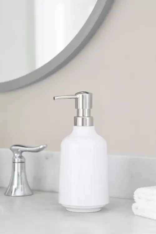 Step Bathroom Accessories Soap Dispenser